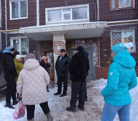 С жителями многоквартирных домов Ленинского района обсудили реализацию новых инициатив